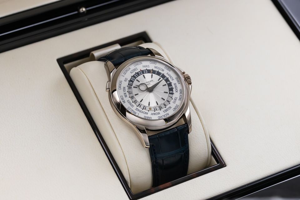 Patek Philippe World Time 5130G-001 Image 5